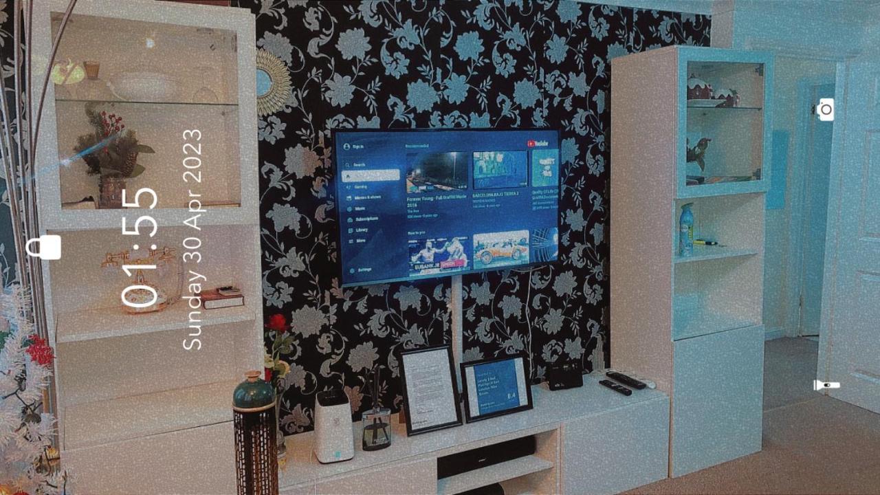 Lovely 2 Bed Flat/Apt In East London- Nice Estate. Dagenham Ngoại thất bức ảnh